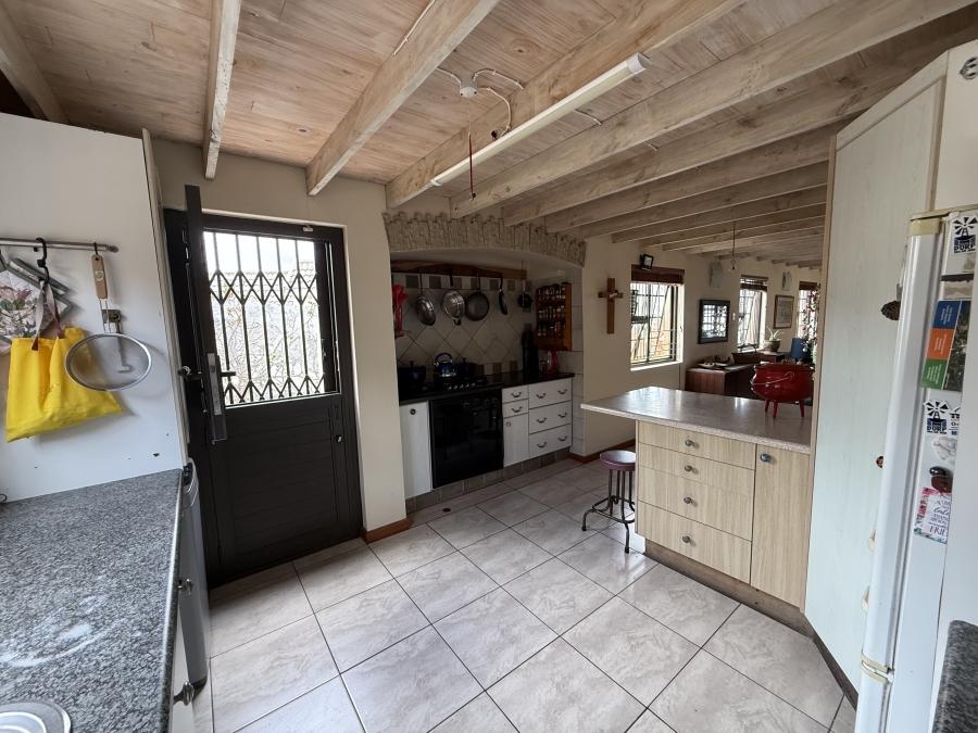 4 Bedroom Property for Sale in Vakansieplaas Western Cape